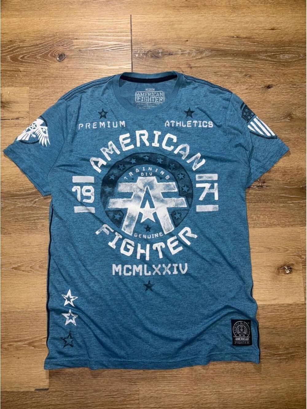 American Fighter Premium Athletics Graphic Tee Men’s Medium